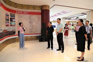 光大中醫(yī)藥產(chǎn)業(yè)  傳承中醫(yī)藥精華——“高質(zhì)量發(fā)展調(diào)研行”走進仁和