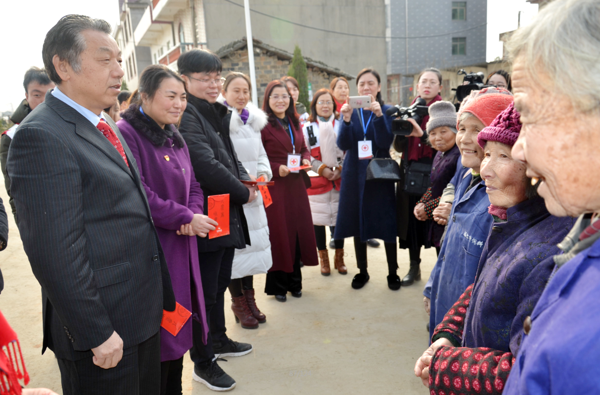 1517564318799088725.png (送審)仁和集團走訪慰問杏塘村委困難群眾 (1).png